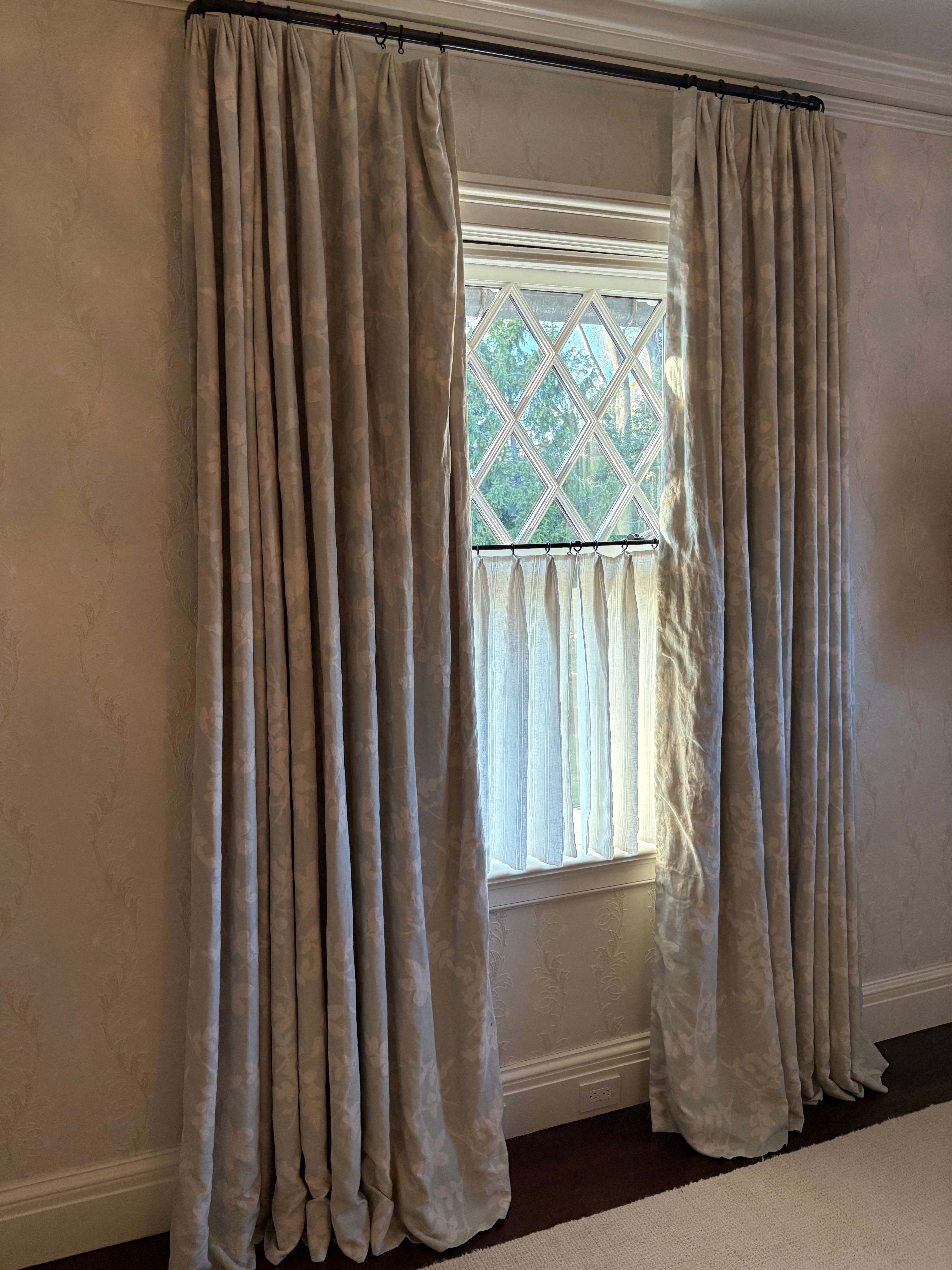 2 Pairs of Cream and Blue-Gray Linen Draperies