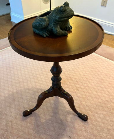 Round Pedestal “Drinks” Table